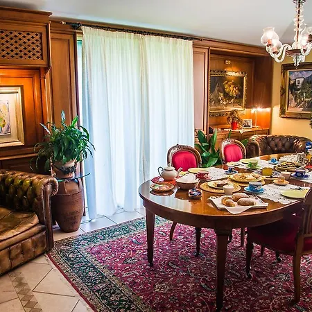 לינה וארוחת בוקר El Dueno 3*